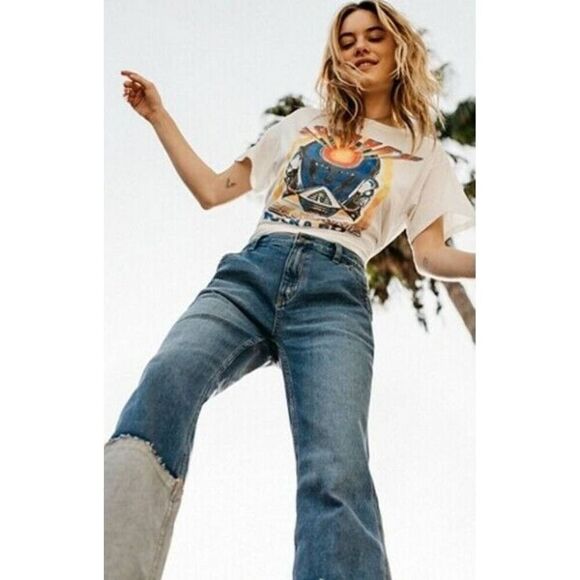 Daydreamer Size Medium Journey California Rock n Roll Band Graphic Tee NEW - Picture 7 of 7